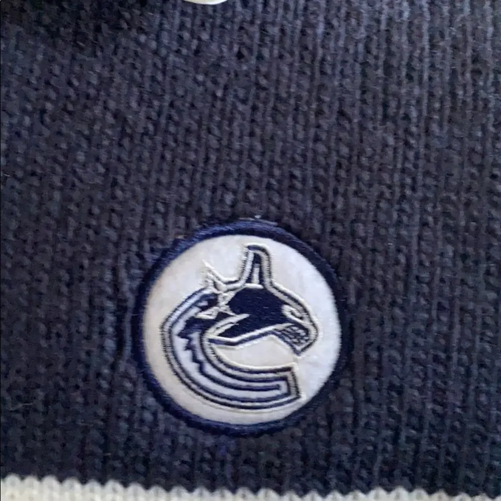 NHL Navy Vancouver Canucks Scarf